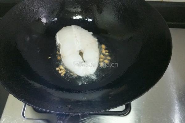 鳕鱼炖豆腐的做法图解4