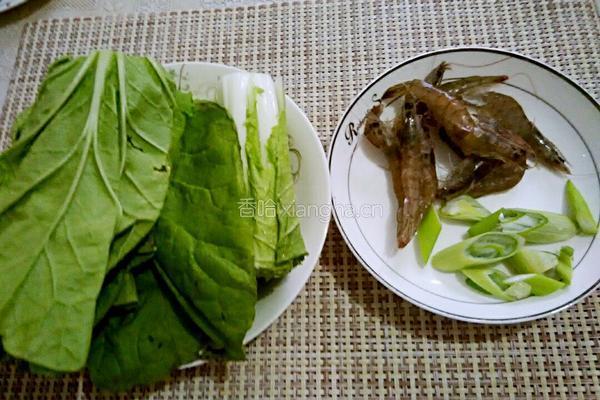 虾炒白菜的做法图解1