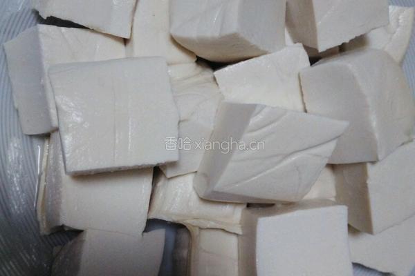 老干妈豆腐的做法图解1