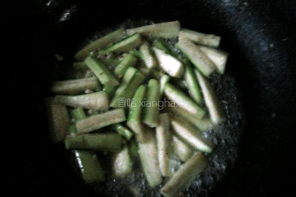 丝瓜炒馓子的做法图解7