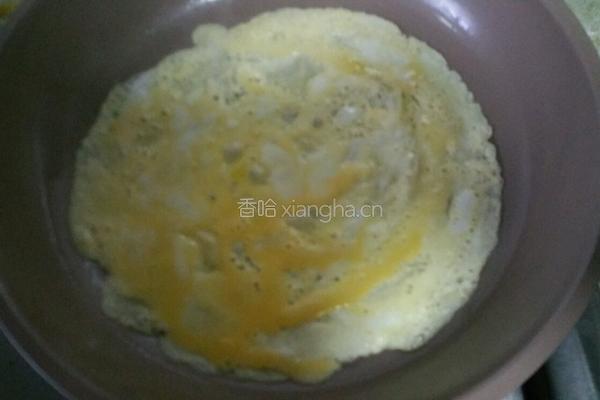 金枪鱼紫菜包饭的做法图解3