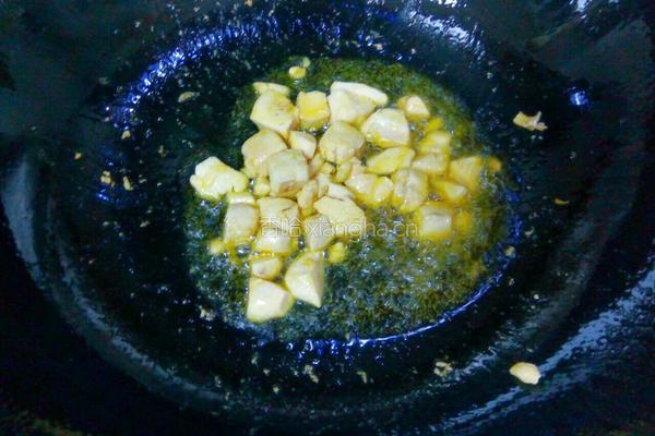 咖喱鸡米饭的做法图解3