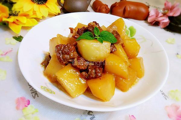 宝宝版土豆炖牛肉的做法图解1