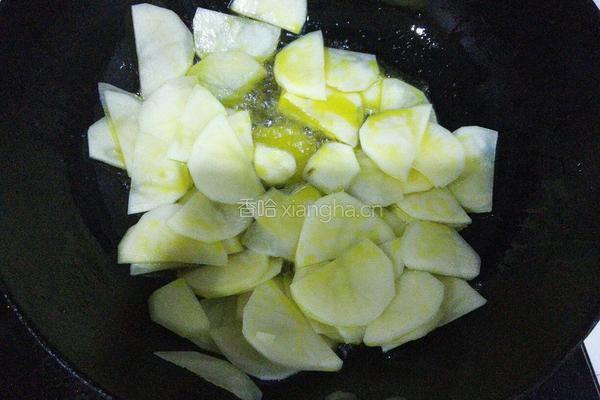 孜盐土豆片的做法图解4