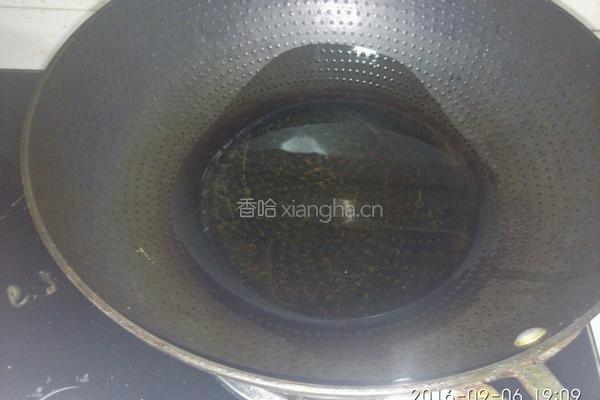 五花肉炒腐干的做法图解2