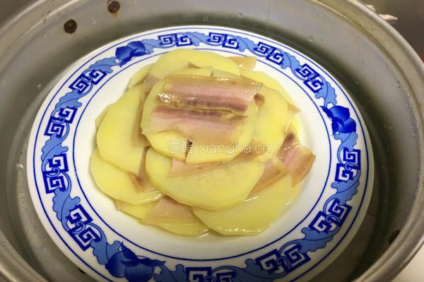 土豆蒸肉的做法图解7