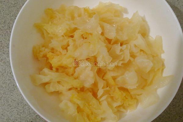银耳紫薯汤的做法图解1