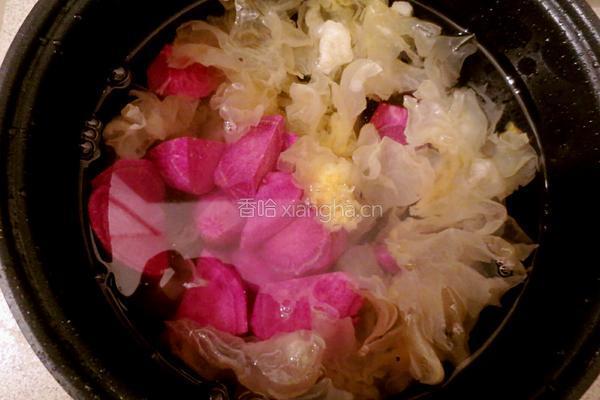 银耳紫薯汤的做法图解4