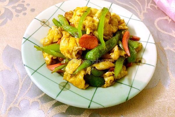 青椒火腿肠炒鸡蛋的做法图解8