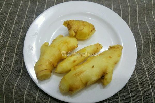 糖醋嫩姜的做法图解1
