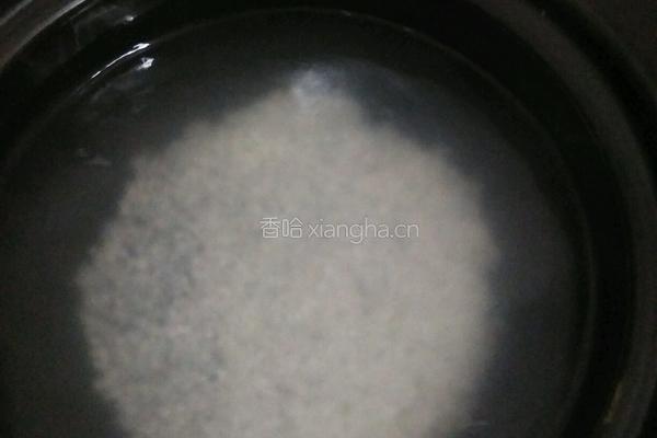 砂锅皮蛋瘦肉粥的做法图解4