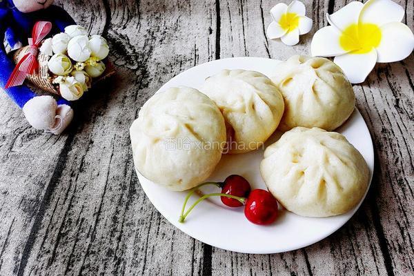 牛肉馅大包子的做法图解12