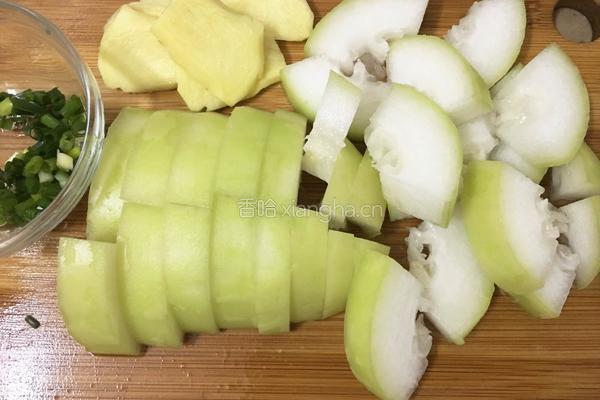 薏米排骨冬瓜汤的做法图解4