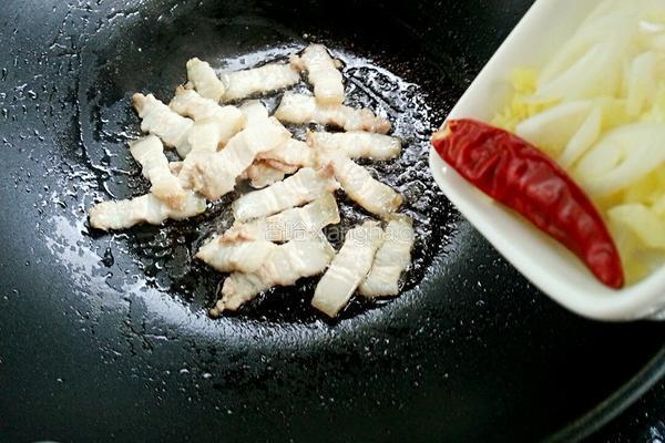 芹菜炒五花肉的做法图解6