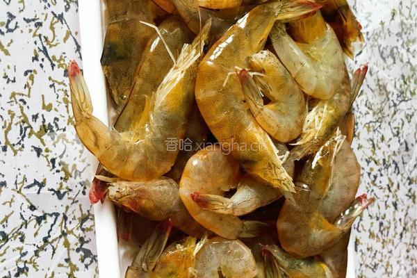 红烧虾的做法图解1