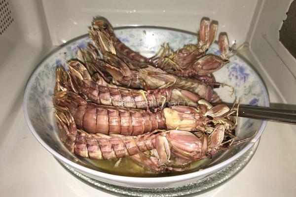 微波炉皮皮虾的做法图解6