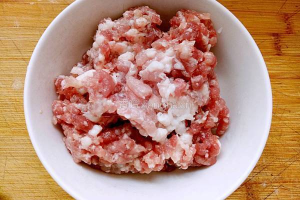 酱香肉末茄子的做法图解2