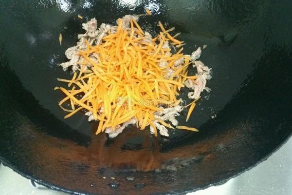 胡萝卜牛肉丝的做法图解5