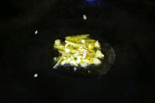 火爆蛤蜊的做法图解3