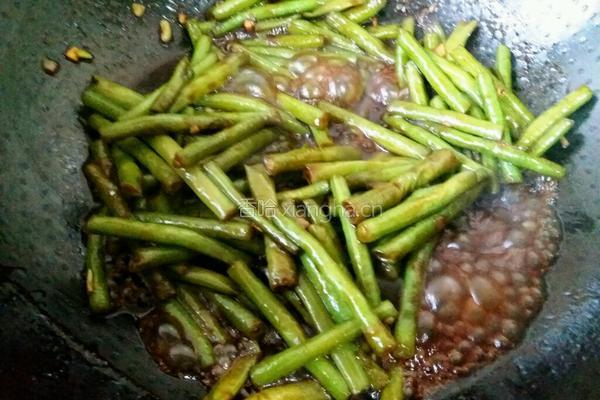 红烧豇豆的做法图解7