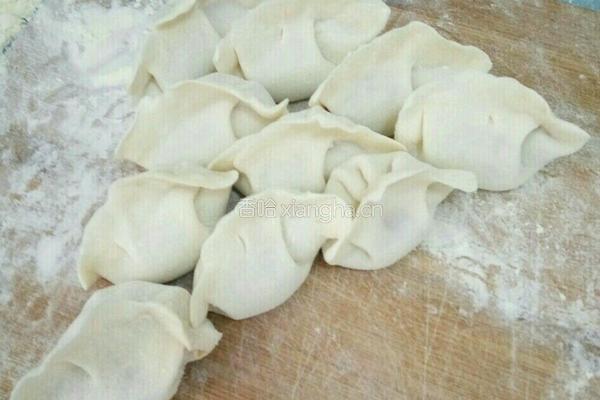 莲藕馅饺子的做法图解9