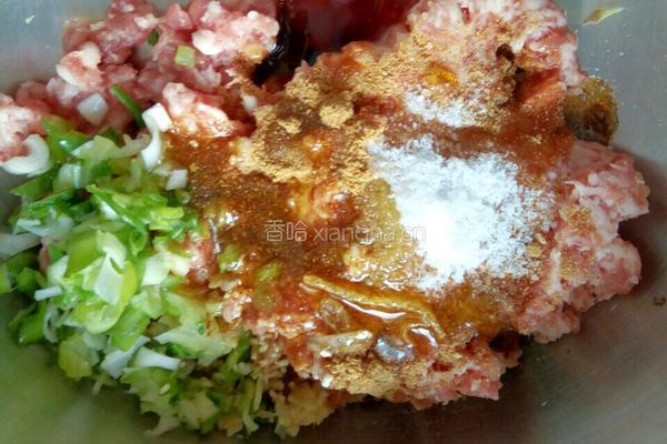 芹菜猪肉馅馄饨的做法图解6