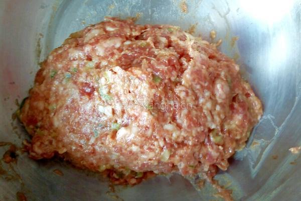 芹菜猪肉馅馄饨的做法图解7