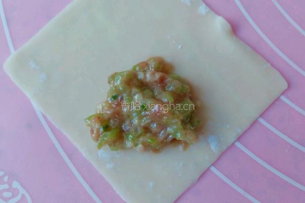 芹菜猪肉馅馄饨的做法图解12
