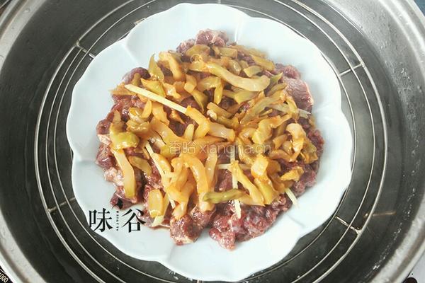 榨菜蒸牛肉的做法图解5