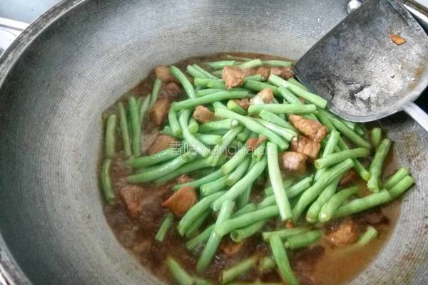 豇豆红烧肉的做法图解11