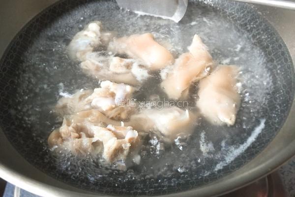 黄豆烧猪蹄的做法图解6