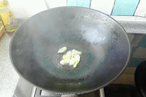 素炒芹菜的做法图解4