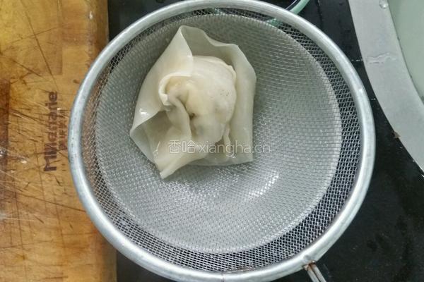 虾肉馄饨的做法图解16