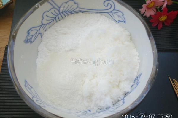 糖油果子的做法图解2