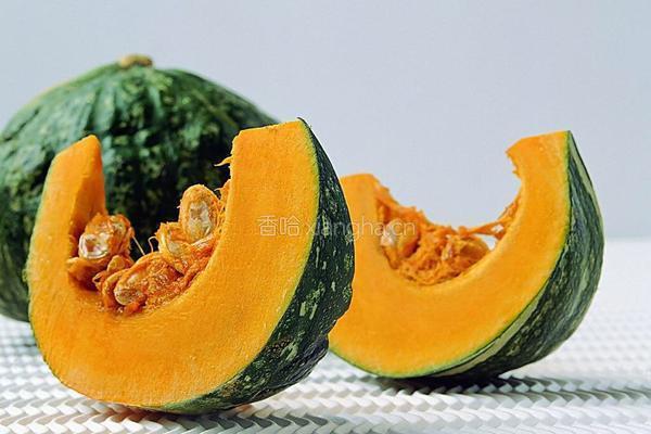 土豆炖南瓜的做法图解2