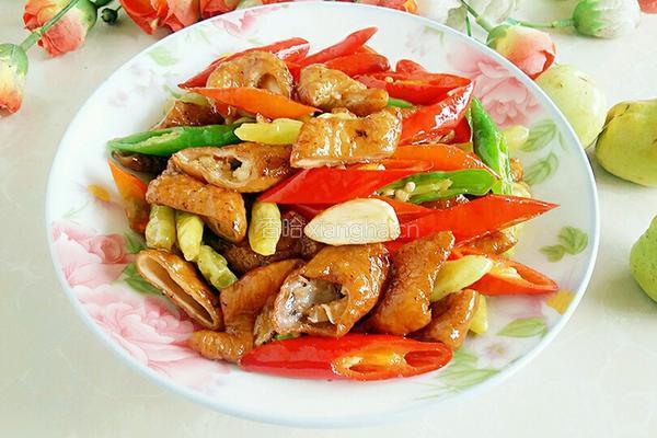 泡椒肥肠的做法图解10