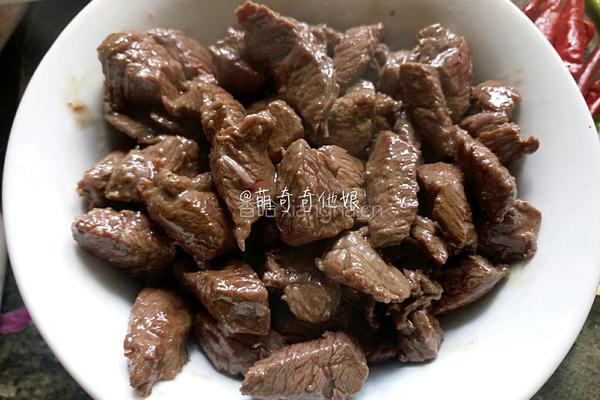 酱爆牛肉粒的做法图解5