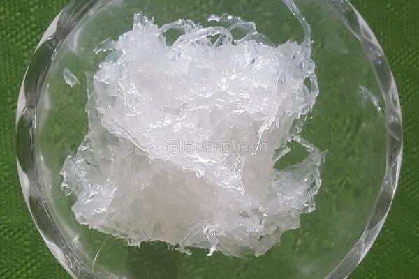 木瓜牛奶燕窝的做法图解2