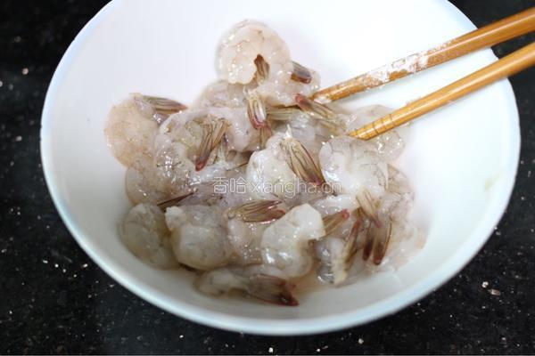 虾仁猪肉丸的做法图解2