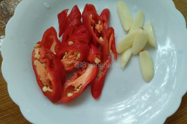 秋葵炒腊肉的做法图解4