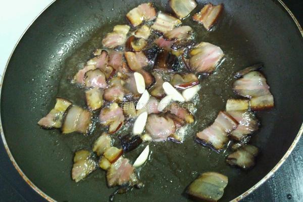 秋葵炒腊肉的做法图解6
