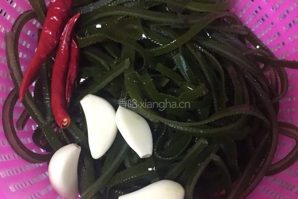 酸辣海带的做法图解1