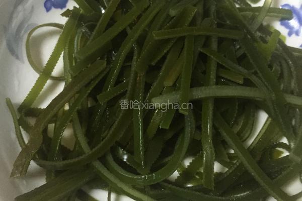 酸辣海带的做法图解2