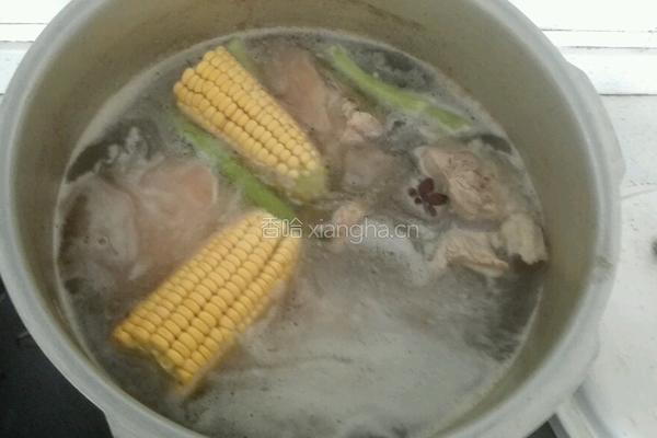 大骨棒汤的做法图解4