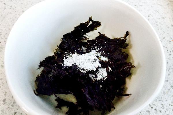 紫菜鱼丸汤的做法图解1