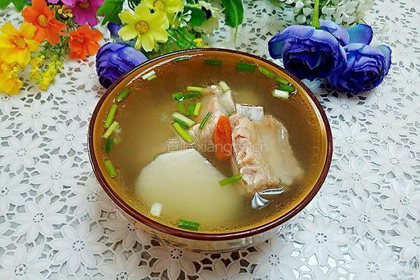 淮山枸杞子排骨汤的做法图解8