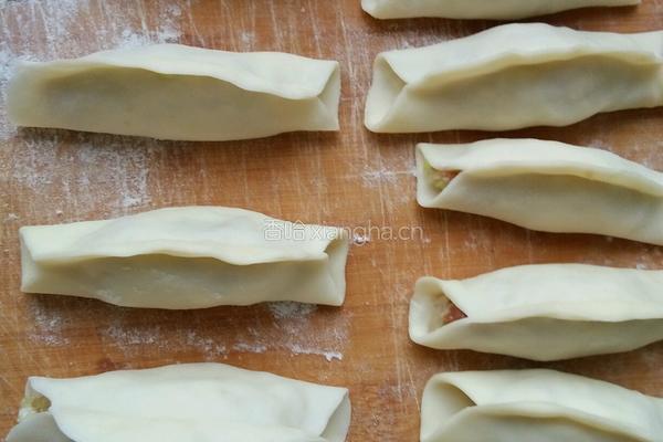 锅贴饺的做法图解10