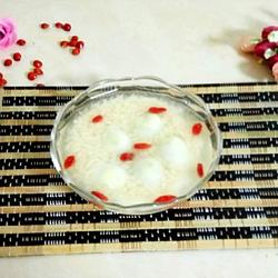 黄芪茯苓酒酿的做法[图]