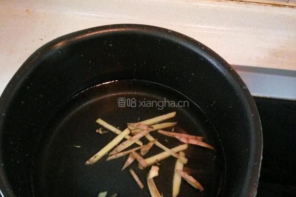 黑木耳草鱼肉片汤的做法图解9