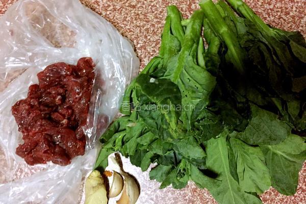 蚝油芥兰牛肉的做法图解1